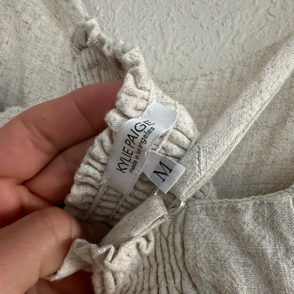 Linen Color Adjustable jumpsuit - Picture 5 of 5